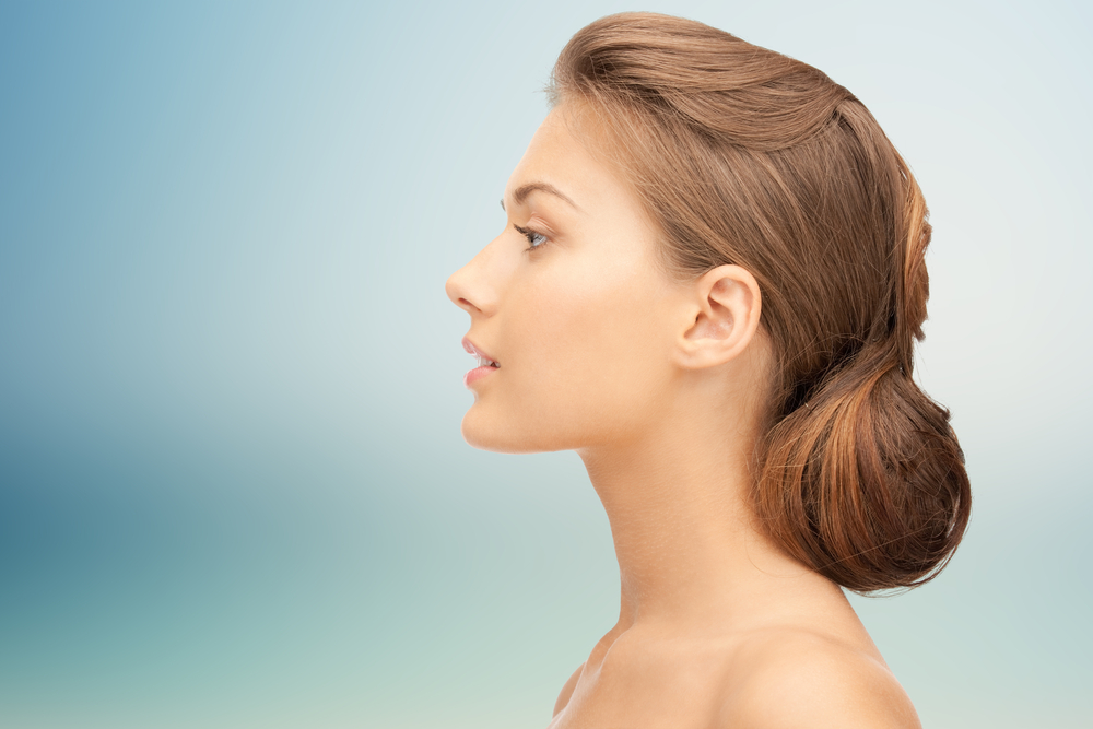 When it comes to a rhinoplasty, there are two different types, closed and open. There are reasons why one is used over the other in certain situations.